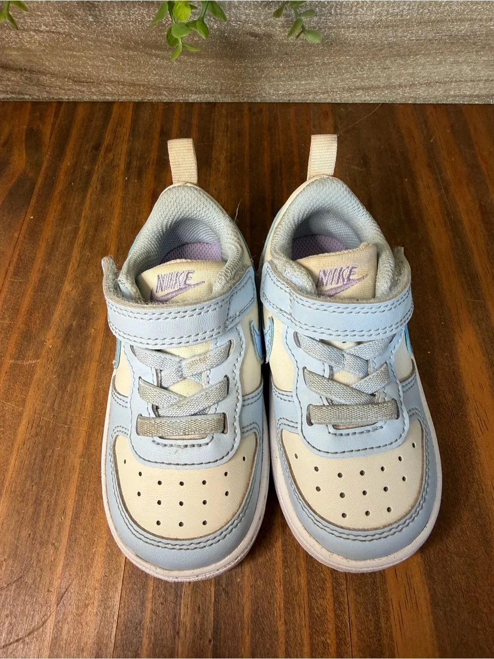 Nike Kids Light Blue and Cream Hook-and-Loop Sneakers